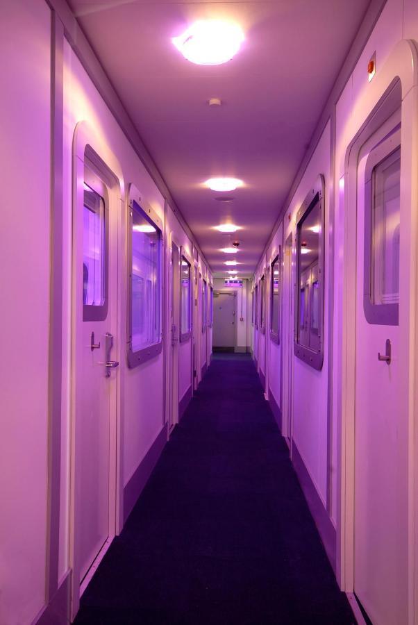 Yotelair Amsterdam Schiphol Transit Hotel Amsterdam Airport Schiphol Extérieur photo